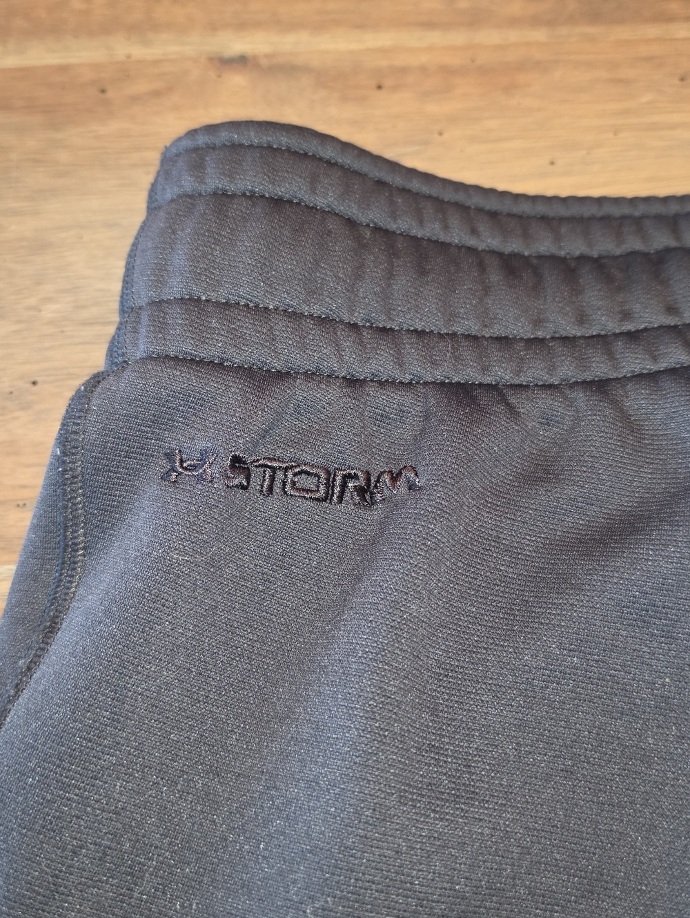 Under Armour Sweats - Picture 5 of 6